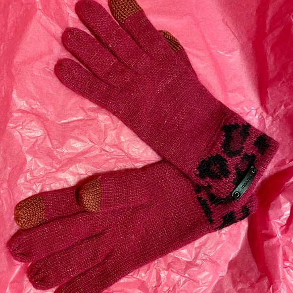 Coach Angora leopard ocelot gloves - Picture 2 of 6